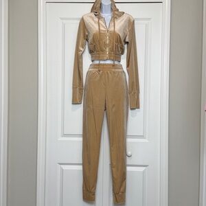 🤎 Velvet Tan/Nude Cropped Hoodie and Jogger Set Small